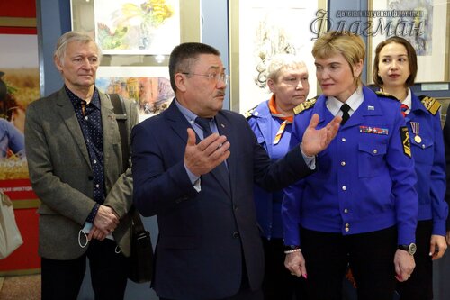 Открытие выставки работ  художника-иллюстратора Евгении Ивановны Стерлиговой YE1A0531